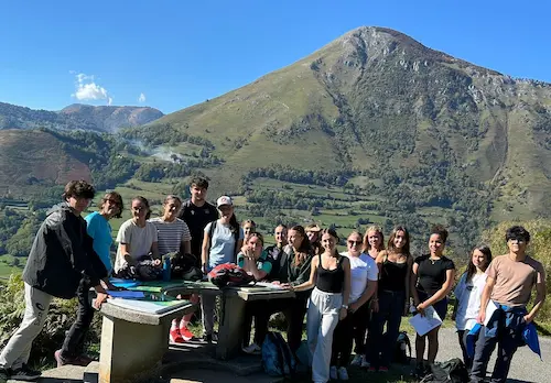 Les élèves de terminale spécialité SVT en vallée d'Aspe